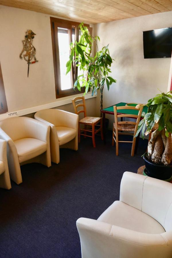 Hotel Le Blainon Орон Экстерьер фото